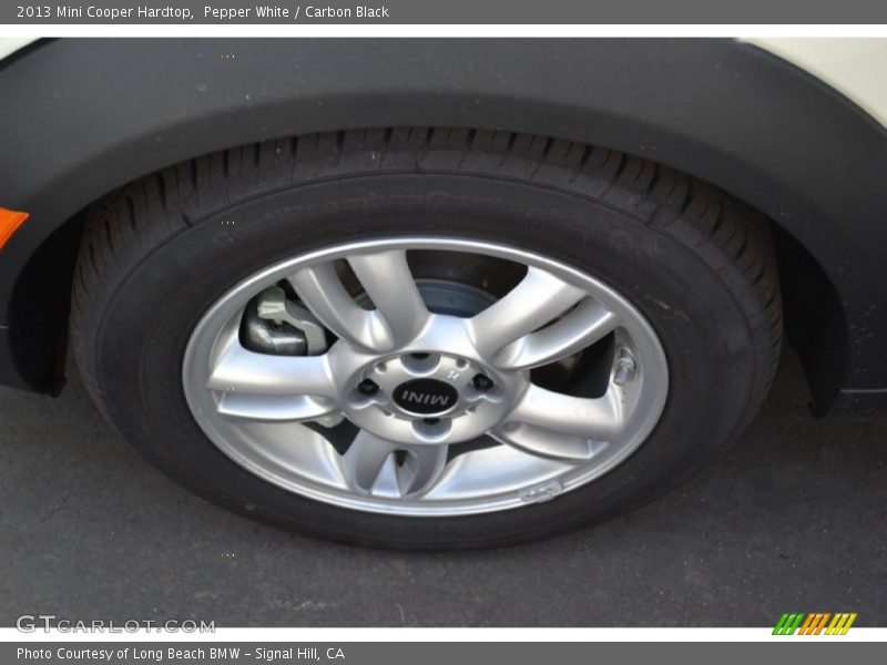 Pepper White / Carbon Black 2013 Mini Cooper Hardtop