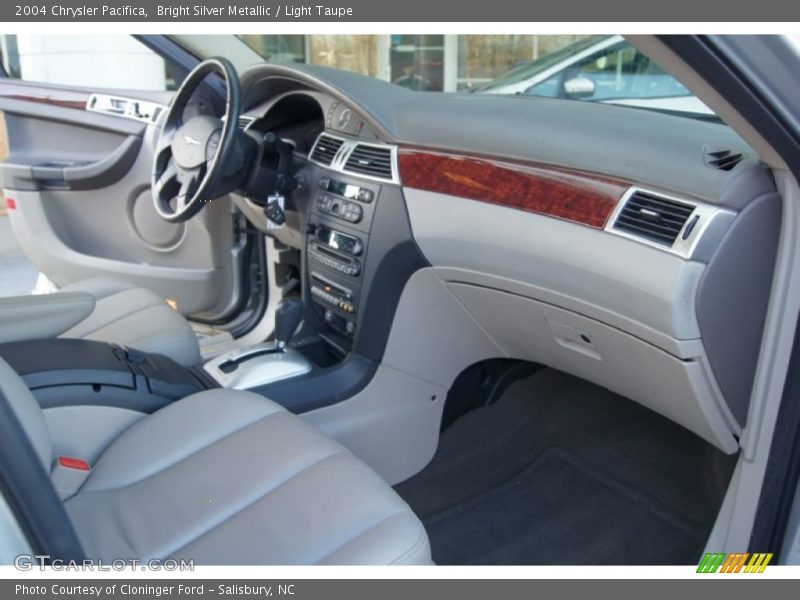 Bright Silver Metallic / Light Taupe 2004 Chrysler Pacifica