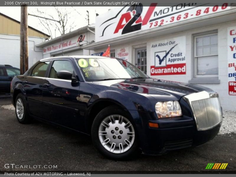 Midnight Blue Pearlcoat / Dark Slate Gray/Light Slate Gray 2006 Chrysler 300