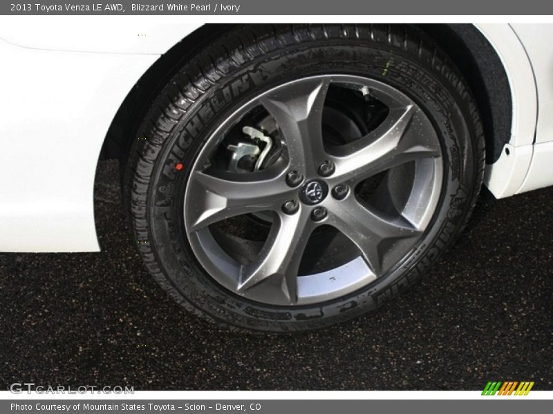 Blizzard White Pearl / Ivory 2013 Toyota Venza LE AWD