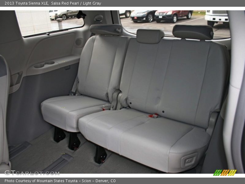 Salsa Red Pearl / Light Gray 2013 Toyota Sienna XLE