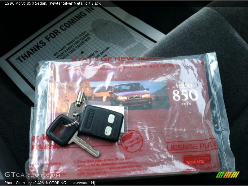 Keys of 1996 850 Sedan