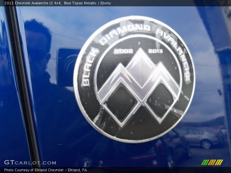 Blue Topaz Metallic / Ebony 2013 Chevrolet Avalanche LS 4x4