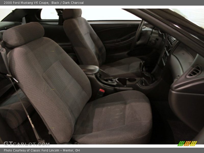 Black / Dark Charcoal 2000 Ford Mustang V6 Coupe