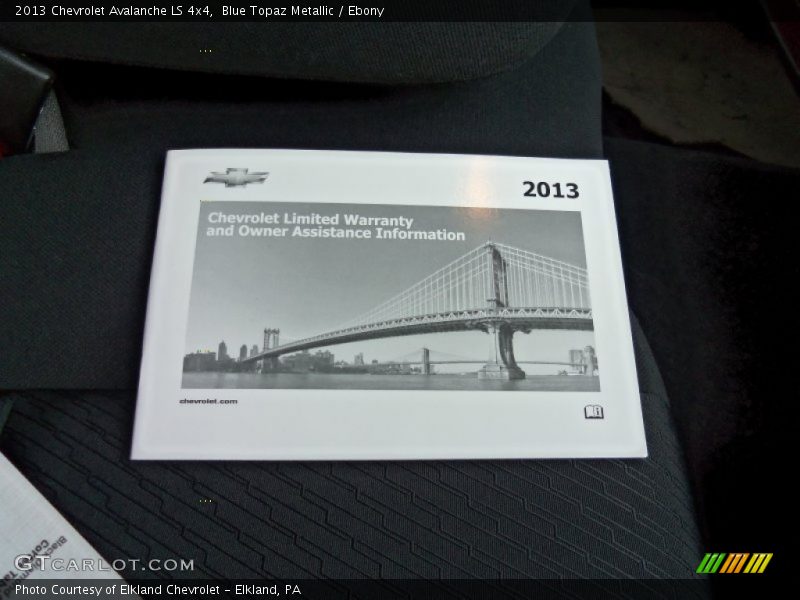 Blue Topaz Metallic / Ebony 2013 Chevrolet Avalanche LS 4x4