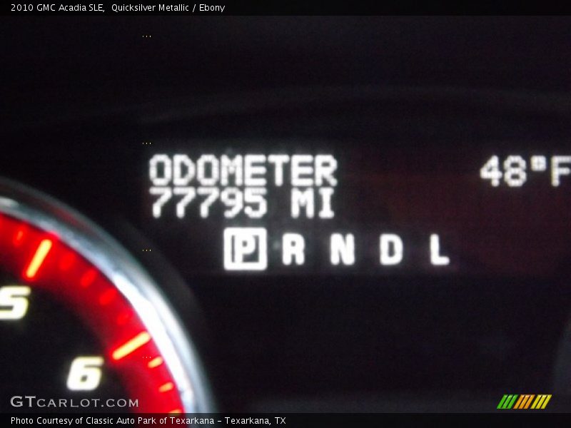 Quicksilver Metallic / Ebony 2010 GMC Acadia SLE