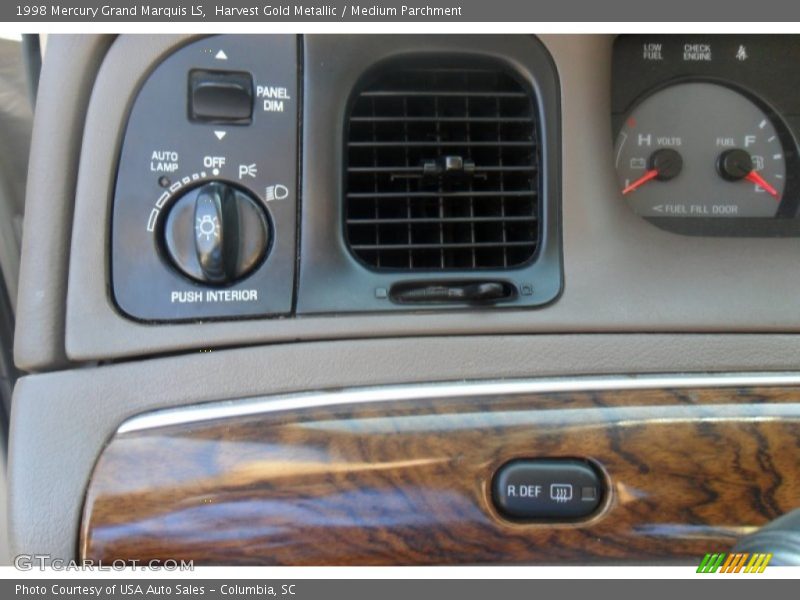 Harvest Gold Metallic / Medium Parchment 1998 Mercury Grand Marquis LS