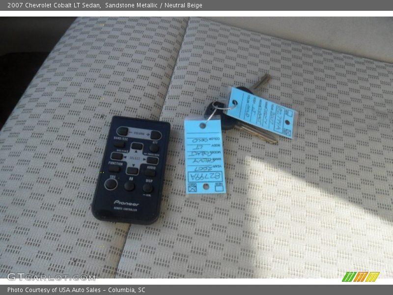 Sandstone Metallic / Neutral Beige 2007 Chevrolet Cobalt LT Sedan