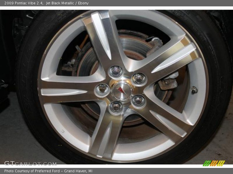 Jet Black Metallic / Ebony 2009 Pontiac Vibe 2.4