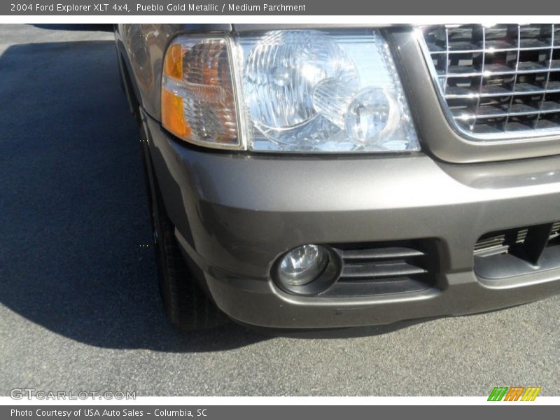Pueblo Gold Metallic / Medium Parchment 2004 Ford Explorer XLT 4x4