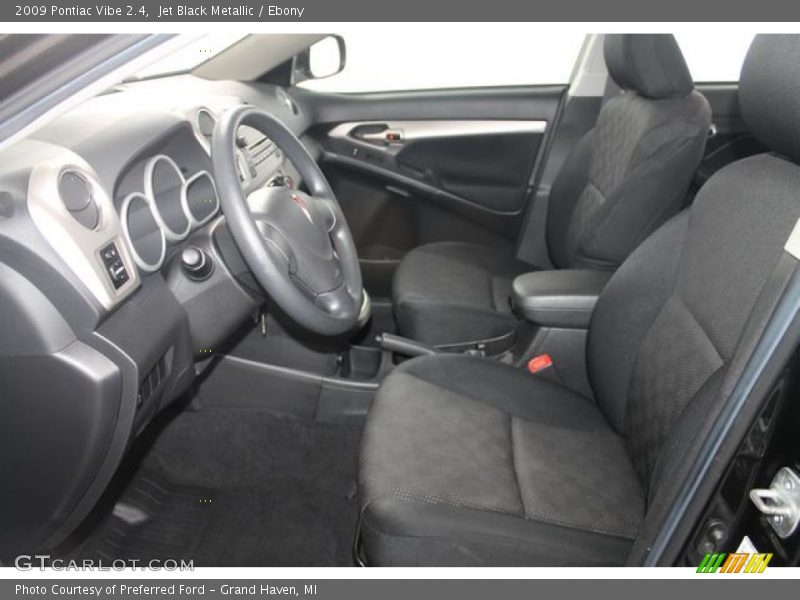 Jet Black Metallic / Ebony 2009 Pontiac Vibe 2.4