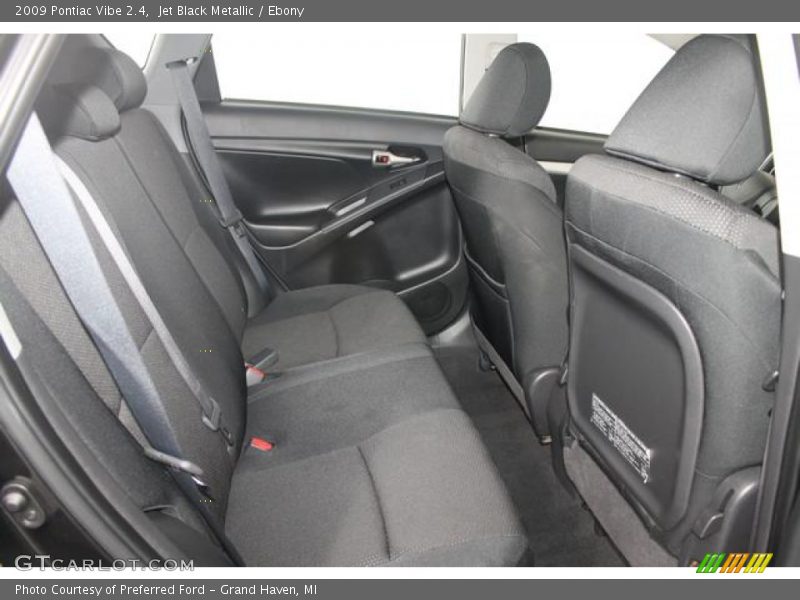 Jet Black Metallic / Ebony 2009 Pontiac Vibe 2.4