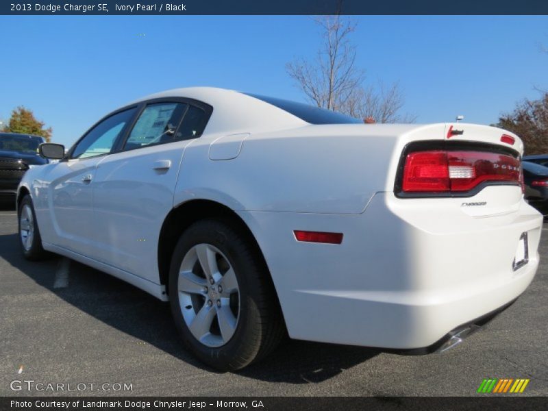 Ivory Pearl / Black 2013 Dodge Charger SE