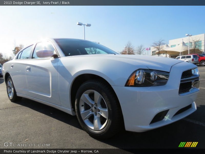 Ivory Pearl / Black 2013 Dodge Charger SE