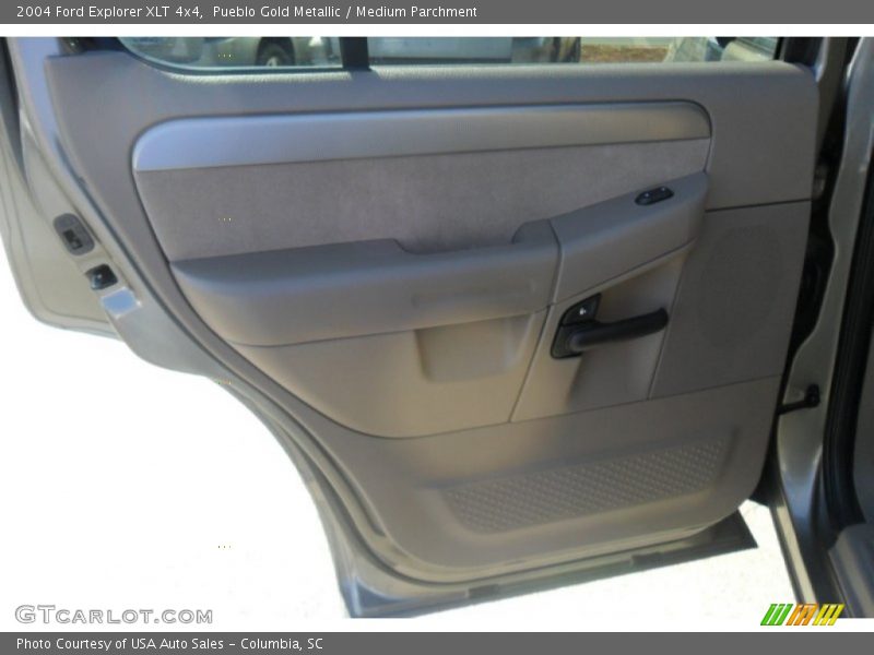 Pueblo Gold Metallic / Medium Parchment 2004 Ford Explorer XLT 4x4