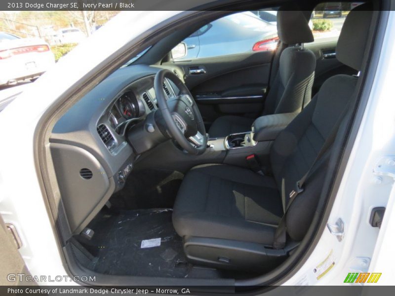 Ivory Pearl / Black 2013 Dodge Charger SE