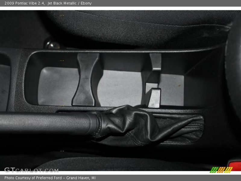 Jet Black Metallic / Ebony 2009 Pontiac Vibe 2.4