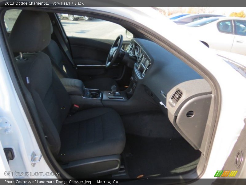 Ivory Pearl / Black 2013 Dodge Charger SE