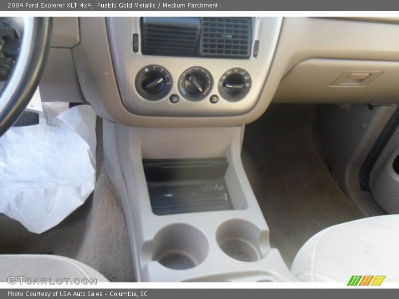 Pueblo Gold Metallic / Medium Parchment 2004 Ford Explorer XLT 4x4