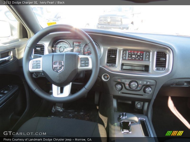 Ivory Pearl / Black 2013 Dodge Charger SE