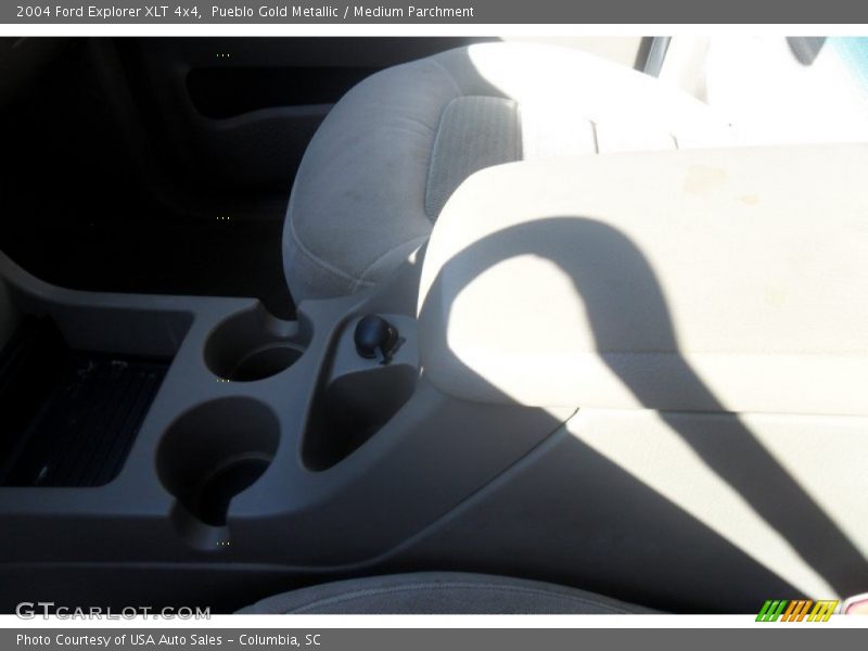 Pueblo Gold Metallic / Medium Parchment 2004 Ford Explorer XLT 4x4