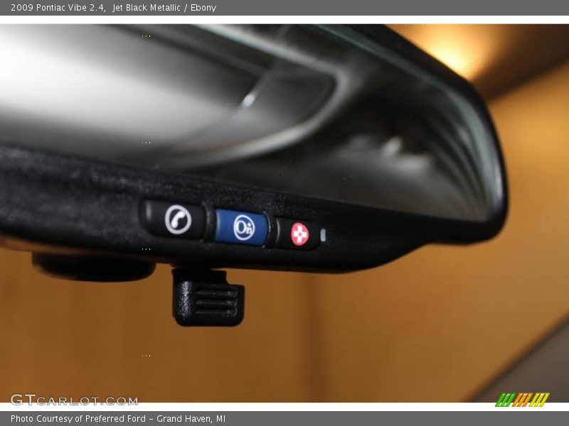Jet Black Metallic / Ebony 2009 Pontiac Vibe 2.4