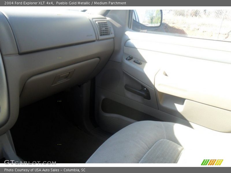 Pueblo Gold Metallic / Medium Parchment 2004 Ford Explorer XLT 4x4