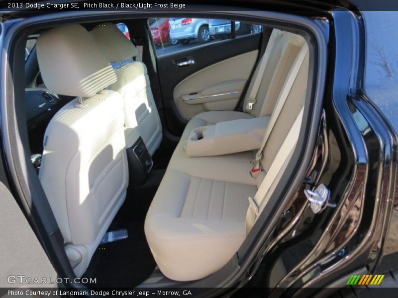 Pitch Black / Black/Light Frost Beige 2013 Dodge Charger SE
