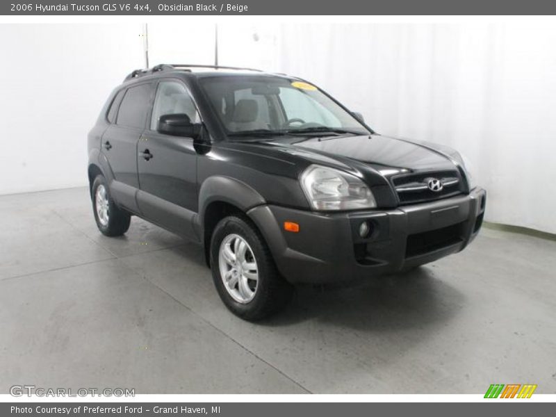 Obsidian Black / Beige 2006 Hyundai Tucson GLS V6 4x4