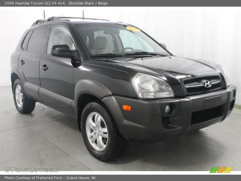 Obsidian Black / Beige 2006 Hyundai Tucson GLS V6 4x4