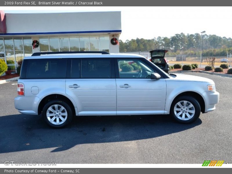 Brilliant Silver Metallic / Charcoal Black 2009 Ford Flex SE