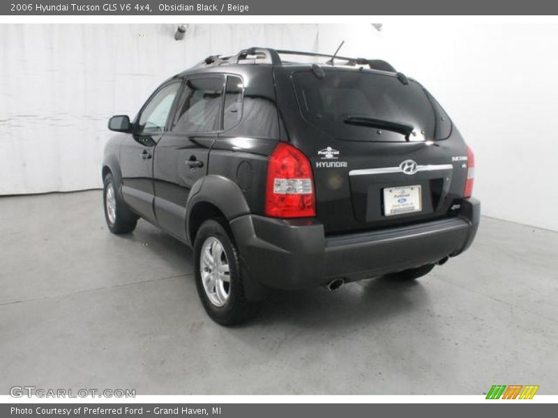 Obsidian Black / Beige 2006 Hyundai Tucson GLS V6 4x4