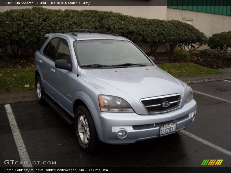 Ice Blue Metallic / Gray 2005 Kia Sorento LX 4WD