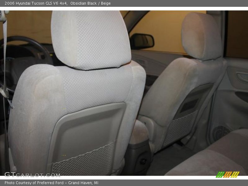 Obsidian Black / Beige 2006 Hyundai Tucson GLS V6 4x4