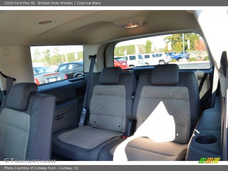 Brilliant Silver Metallic / Charcoal Black 2009 Ford Flex SE