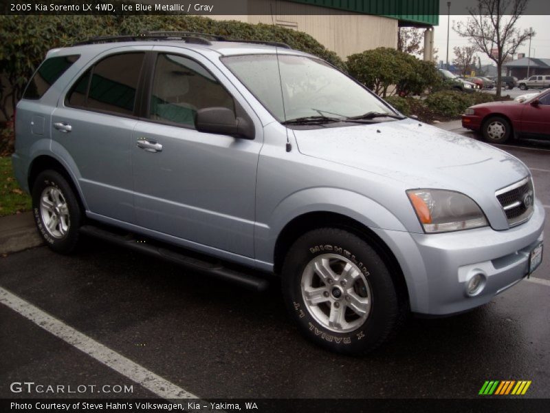 Ice Blue Metallic / Gray 2005 Kia Sorento LX 4WD