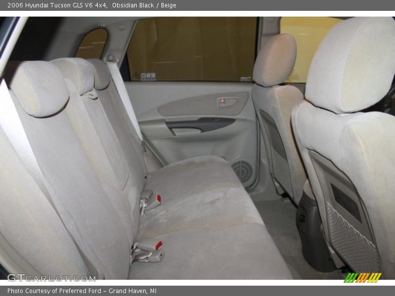 Obsidian Black / Beige 2006 Hyundai Tucson GLS V6 4x4