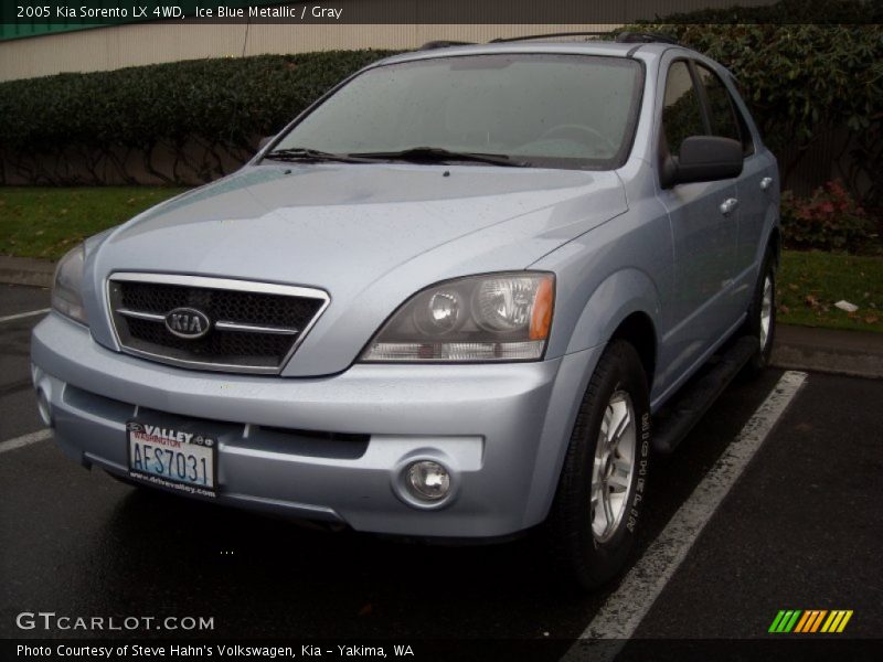 Ice Blue Metallic / Gray 2005 Kia Sorento LX 4WD