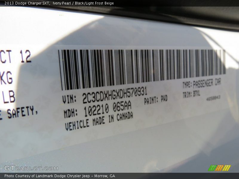 Ivory Pearl / Black/Light Frost Beige 2013 Dodge Charger SXT