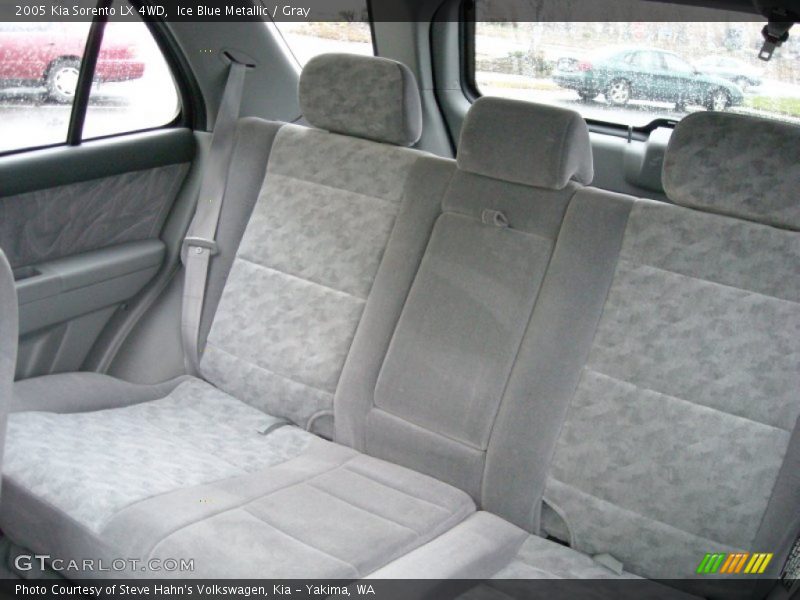 Ice Blue Metallic / Gray 2005 Kia Sorento LX 4WD