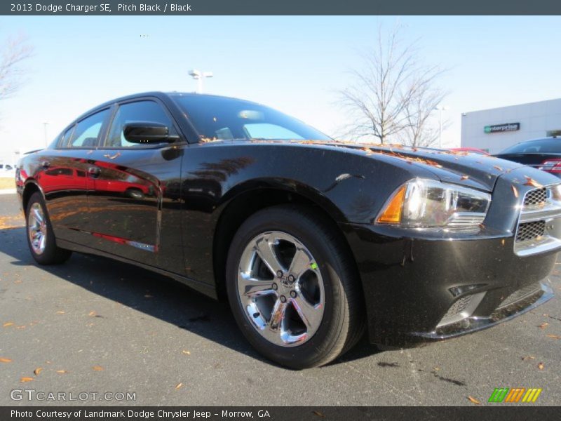 Pitch Black / Black 2013 Dodge Charger SE