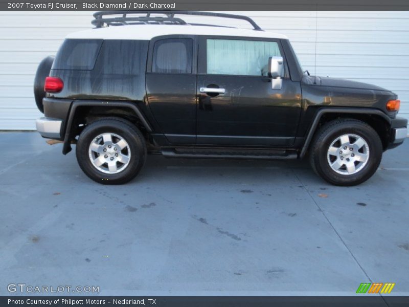 Black Diamond / Dark Charcoal 2007 Toyota FJ Cruiser