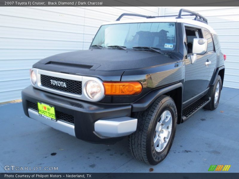 Black Diamond / Dark Charcoal 2007 Toyota FJ Cruiser