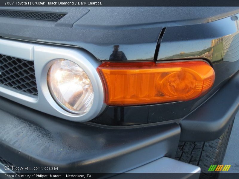 Black Diamond / Dark Charcoal 2007 Toyota FJ Cruiser