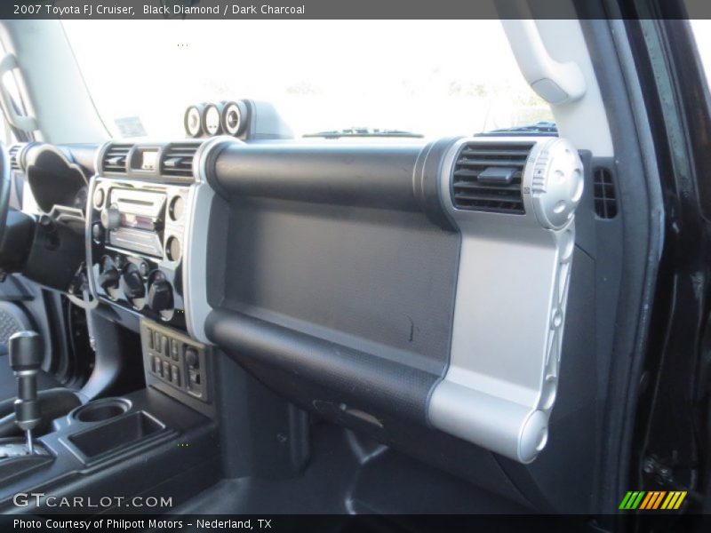 Black Diamond / Dark Charcoal 2007 Toyota FJ Cruiser