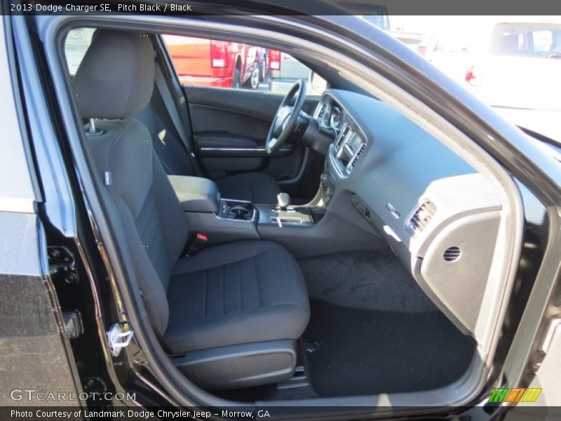 Pitch Black / Black 2013 Dodge Charger SE