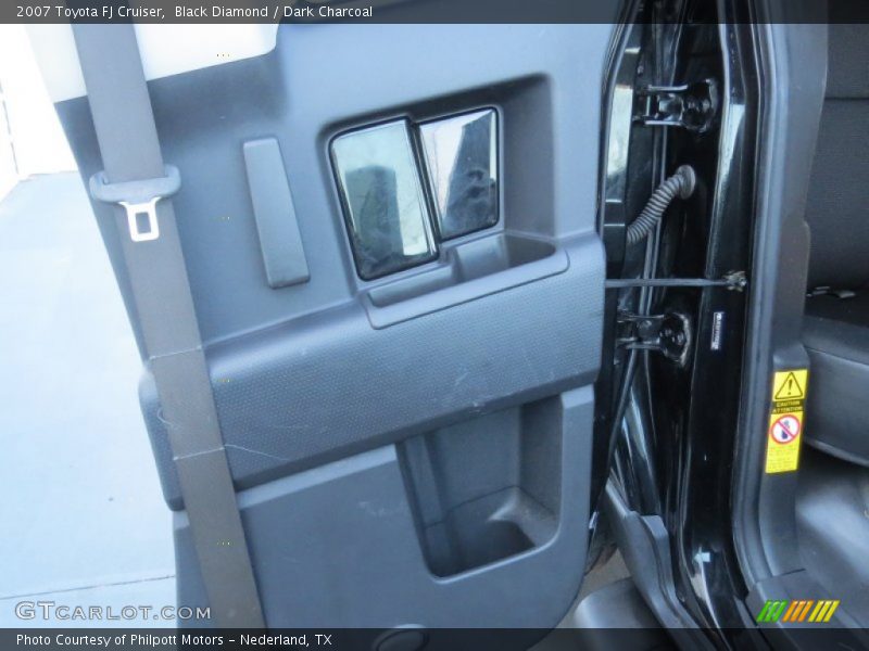 Black Diamond / Dark Charcoal 2007 Toyota FJ Cruiser