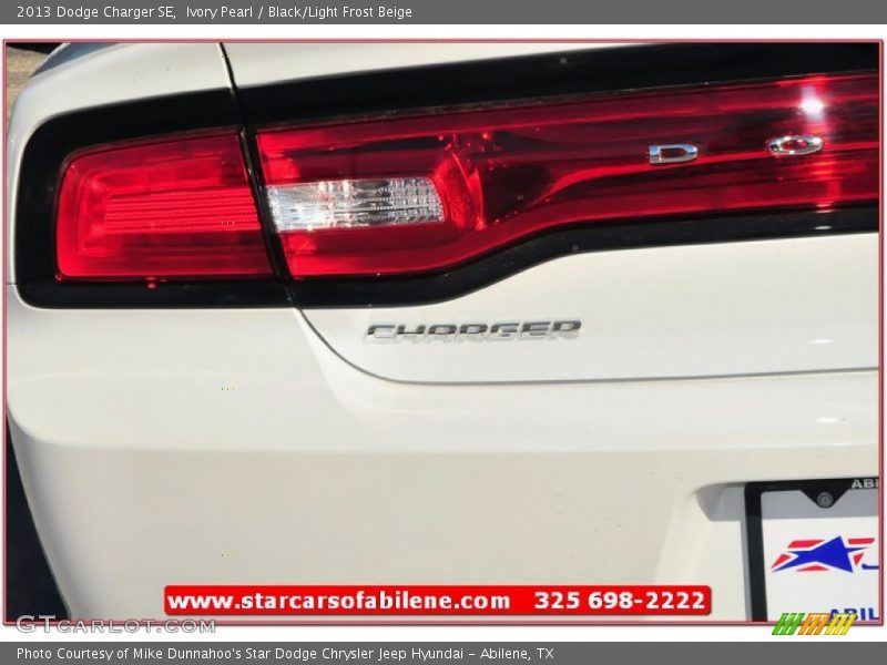 Ivory Pearl / Black/Light Frost Beige 2013 Dodge Charger SE