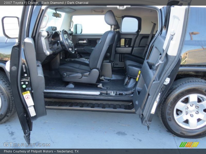 Black Diamond / Dark Charcoal 2007 Toyota FJ Cruiser