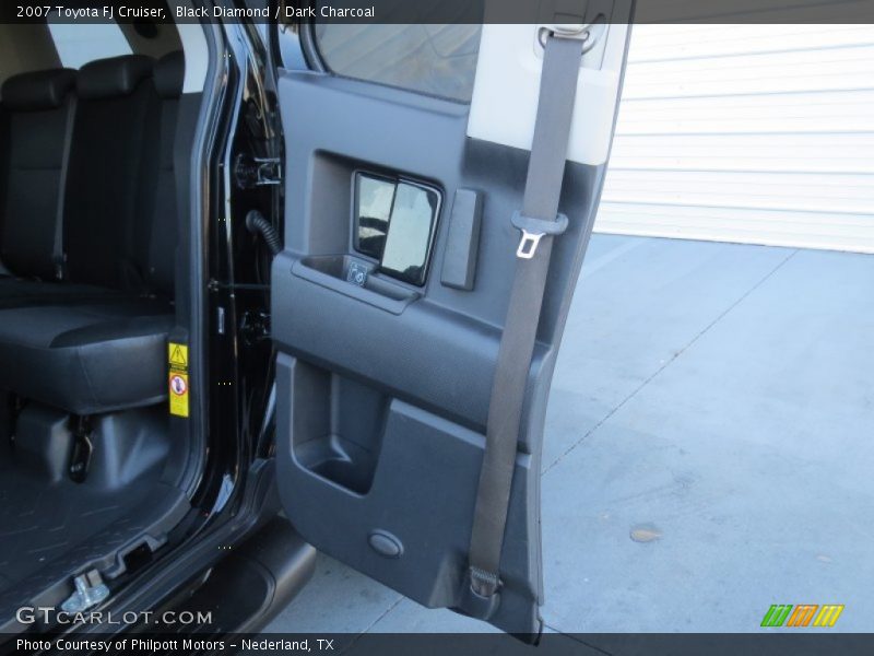 Black Diamond / Dark Charcoal 2007 Toyota FJ Cruiser